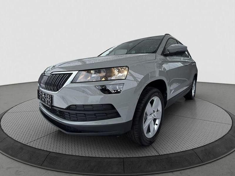 Grau Gebraucht 2018 Skoda Karoq SUV | 19.997 € (Guter Preis) - Bild 1/4