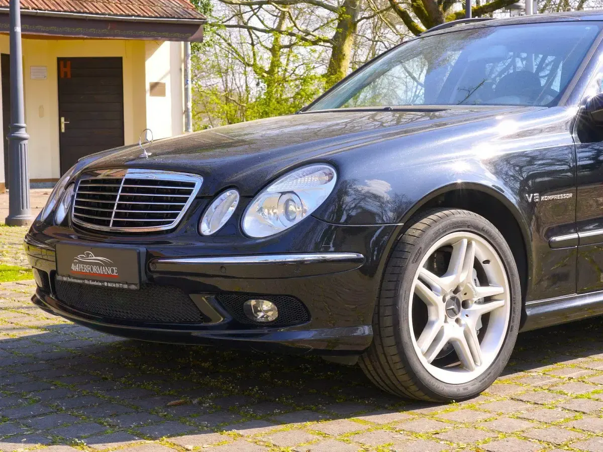 Gebraucht Mercedes E55 AMG Avantgarde 476 PS (350 kW) 2005 Schwarz Kombi
