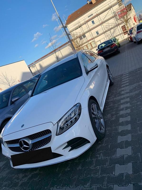 Gebraucht Mercedes C400 333 PS (244 kW) 2018 Weiß Kombi