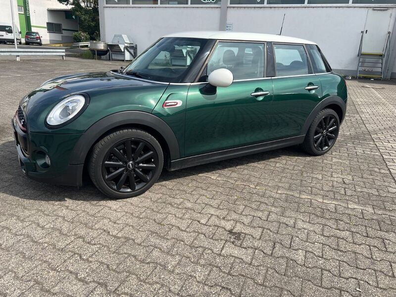 Grün Gebraucht 2017 Mini Cooper Kleinwagen | 13.999 € (Superpreis) - Bild 1/4