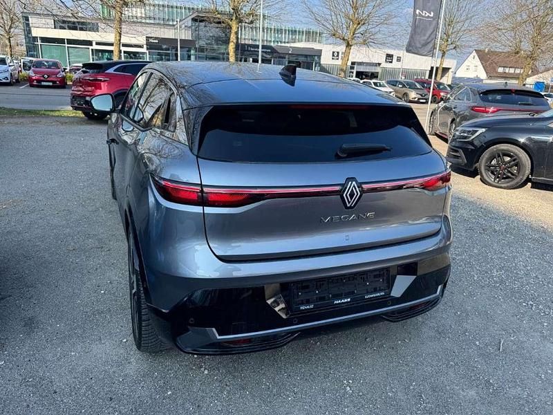 Gebraucht Renault Megane E-Tech Techno 160 kW (218 PS) 2022 Gris kqg +noir gne Limousine