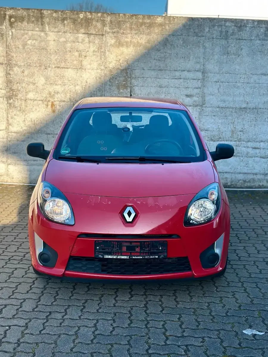 Gebraucht Renault Twingo Authentique 75 PS (55 kW) 2011 Rot Kleinwagen