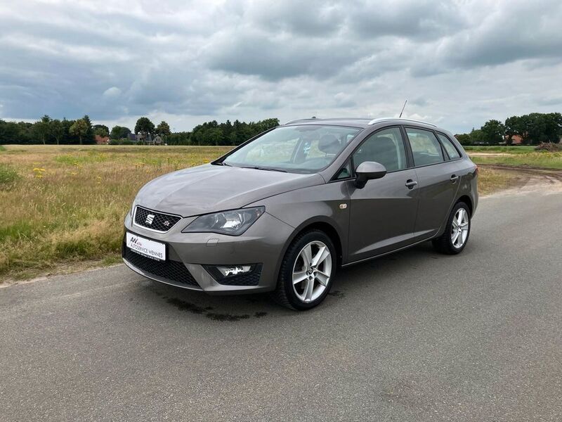 Grau Gebraucht 2015 Seat Ibiza FR Limousine | 7.980 € (Etwas zu teuer) - Bild 1/4