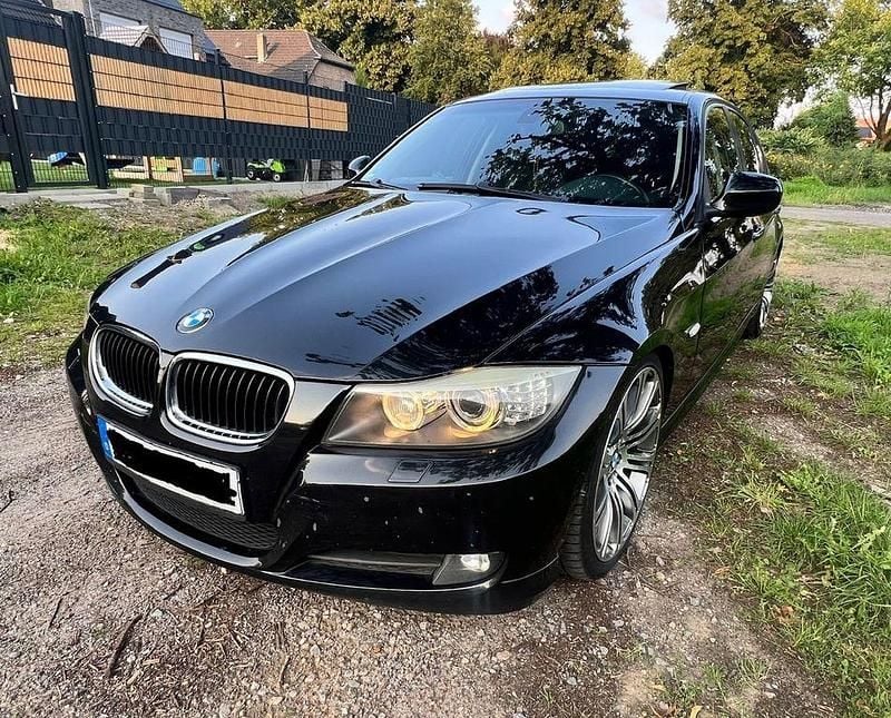 Schwarz Gebraucht 2009 BMW 318 M Sport Limousine | 3.000 € (Superpreis) - Bild 1/4