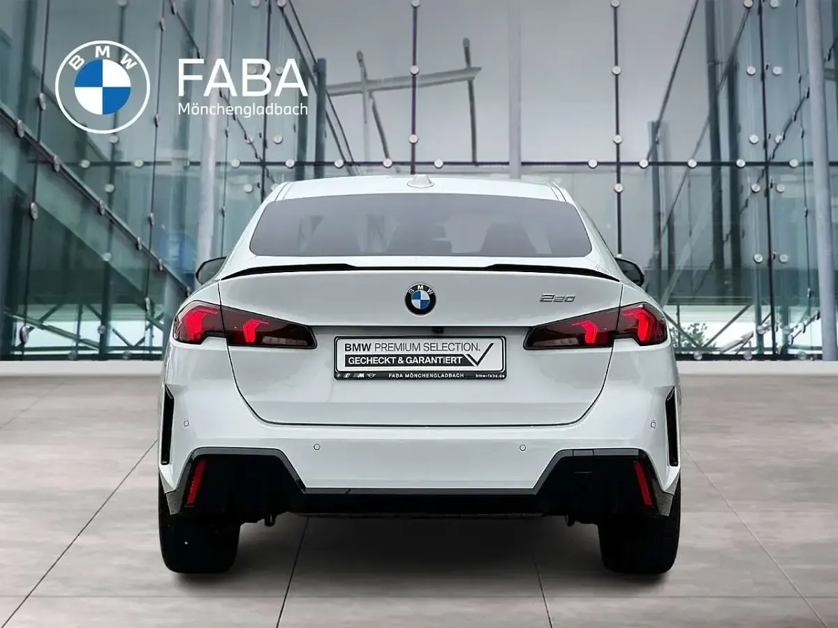 Gebraucht BMW 220 Gran Coupé M Sport 170 PS (125 kW) 2025 Weiß Coupé