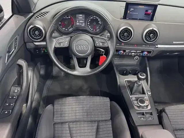Gebraucht Audi A3 Cabriolet Sport 150 PS (110 kW) 2017 Schwarz Cabrio