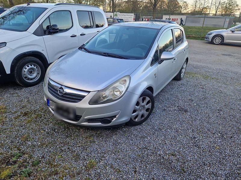 Gebraucht Opel Corsa 87 PS (63 kW) 2011 Silber Kleinwagen