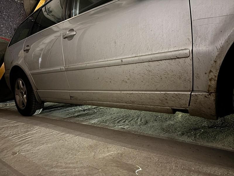 Gebraucht VW Passat 131 PS (96 kW) 2004 Silber Kombi