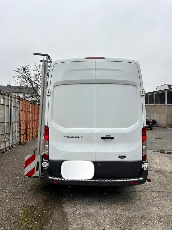 Gebraucht Ford Transit 2017 Weiß Van / Kleinbus