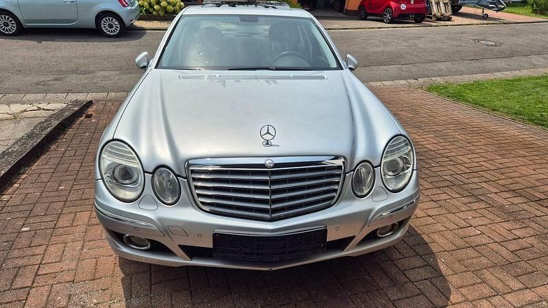 Silber Gebraucht 2006 Mercedes 280 Limousine | 6.500 € (Superpreis) - Bild 1/4
