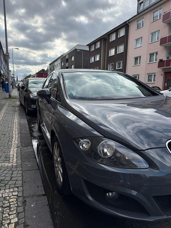 Gebraucht Seat Leon 102 PS (75 kW) 2010 Kleinwagen