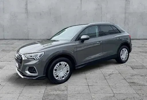 Gebraucht Audi Q3 Advanced Plus 150 PS (110 kW) 2025 Grau SUV