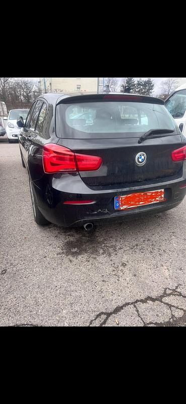 Gebraucht BMW 116 109 PS (80 kW) 2017 Schwarz Kleinwagen