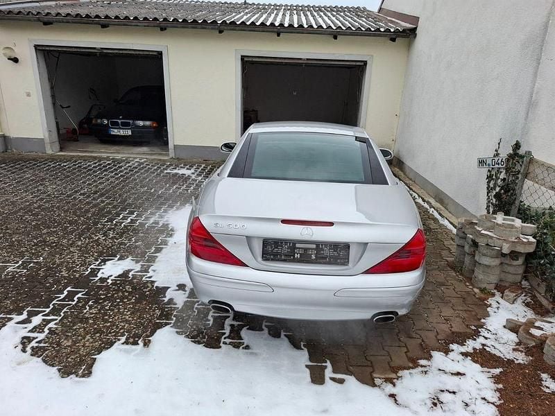 Gebraucht Mercedes SL500 306 PS (225 kW) 2003 Silber Cabrio