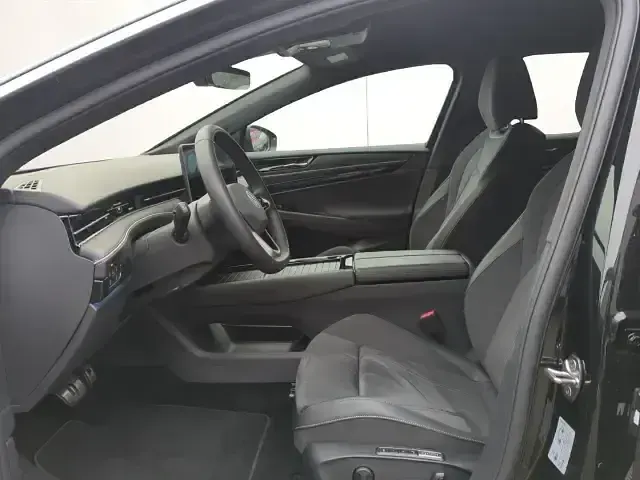 Używany VW ID.7 Pro 210 kW (286 KM) 2024 Czarny Kombi