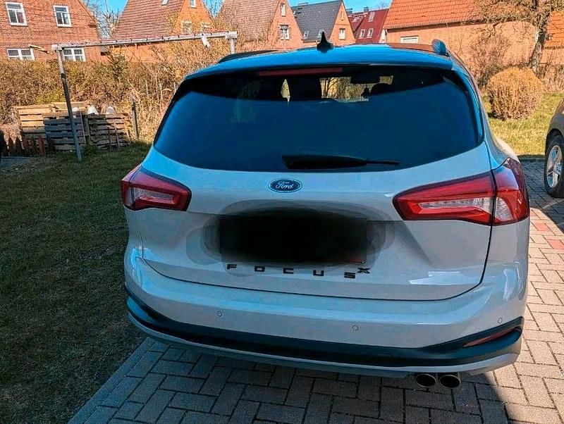 Gebraucht Ford Focus Active 150 PS (110 kW) 2019 Andere farben Kombi