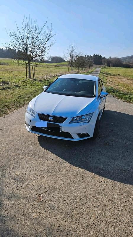 Gebraucht Seat Leon 150 PS (110 kW) 2015 Weiß Limousine