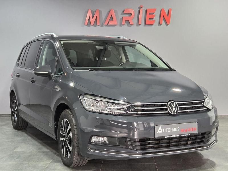 Gebraucht VW Touran 150 PS (110 kW) 2020 Grau Van / Kleinbus