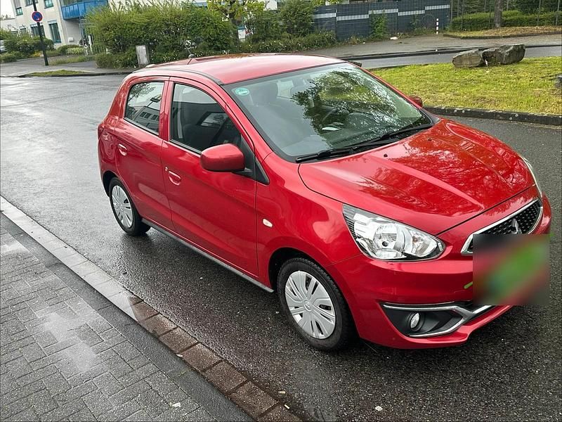 Gebraucht Mitsubishi Space Star 71 PS (52 kW) 2019 Rot Kleinwagen