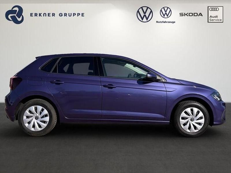 Gebraucht VW Polo Life 95 PS (69 kW) 2022 Vibrant violet metallic Kleinwagen