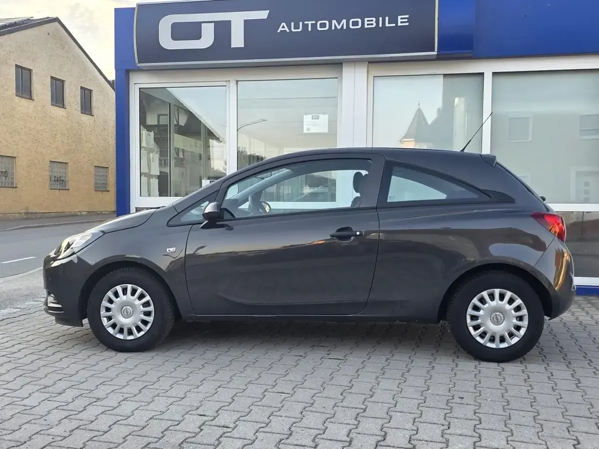 Gebraucht Opel Corsa 69 PS (50 kW) 2015 Schwarz Kleinwagen
