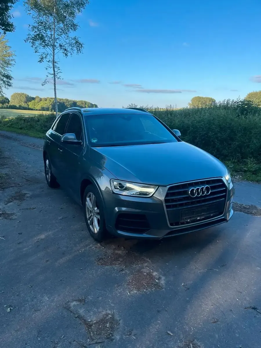 Gebraucht Audi Q3 S-Line 150 PS (110 kW) 2016 Grau SUV