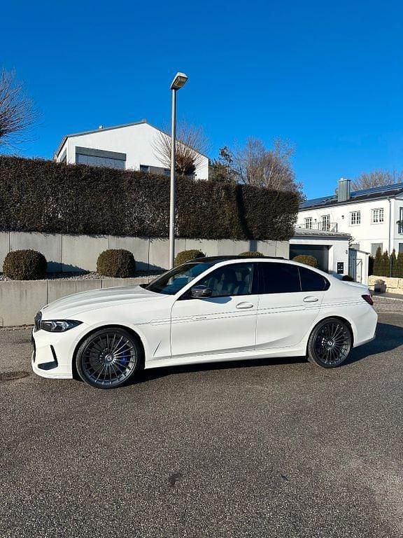 Gebraucht Alpina D3 355 PS (261 kW) 2023 Weiß Limousine