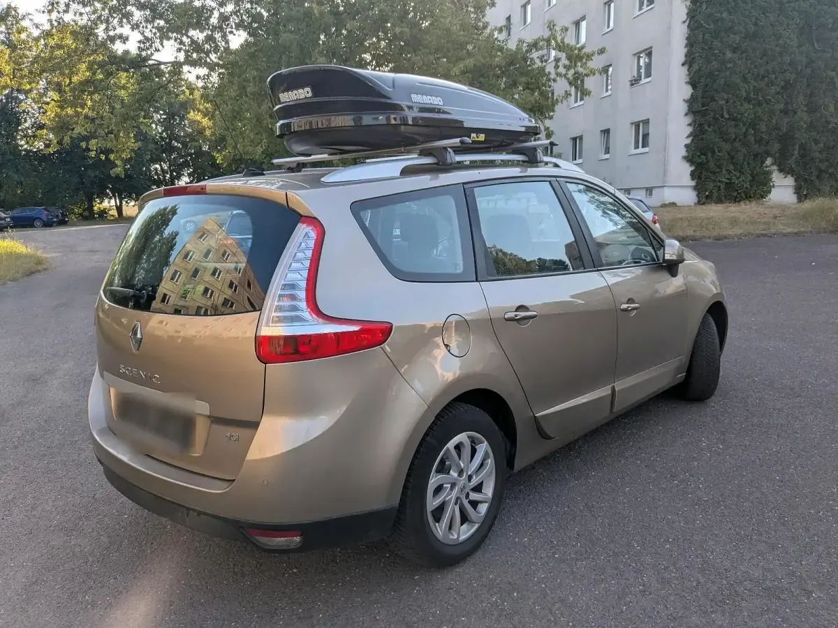 Gebraucht Renault Mégane III 110 PS (80 kW) 2014 Grau Limousine