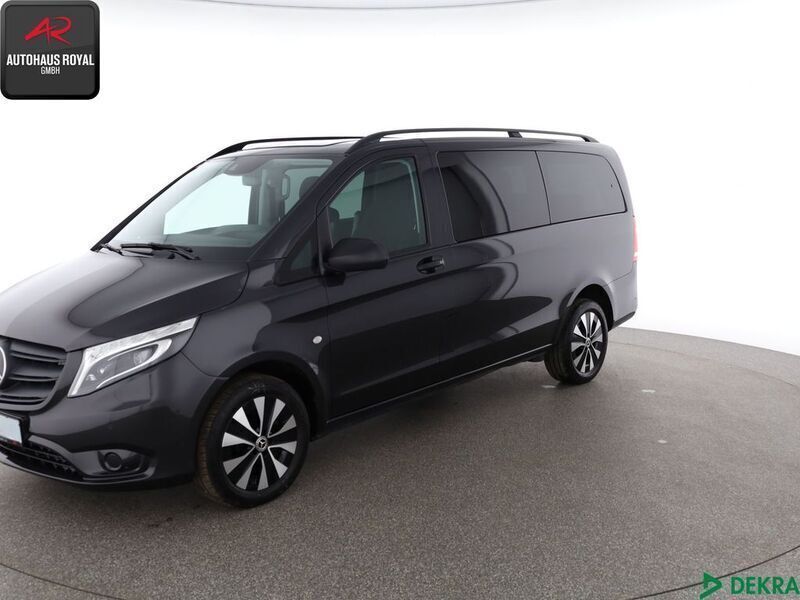 Grau Gebraucht 2020 Mercedes Vito Van / Kleinbus | 32.880 € (Superpreis) - Bild 1/4
