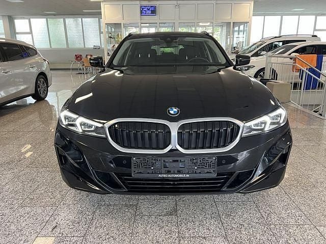 Gebraucht BMW 320 Shadowline 190 PS (139 kW) 2023 Schwarz, metallic Kombi