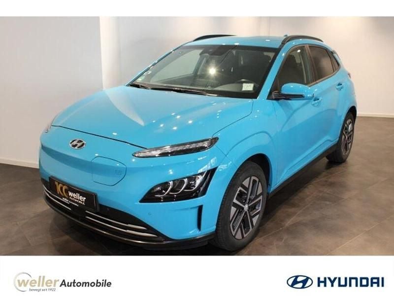 Blau Gebraucht 2022 Hyundai Kona Trend SUV | 18.875 € (Fairer Preis) - Bild 1/4