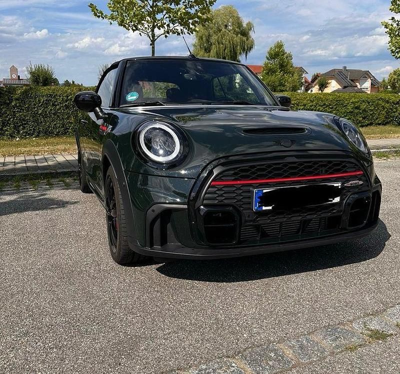 Grün Gebraucht 2023 Mini John Cooper Works Cabriolet Cabrio | 34.000 € (Superpreis) - Bild 1/4