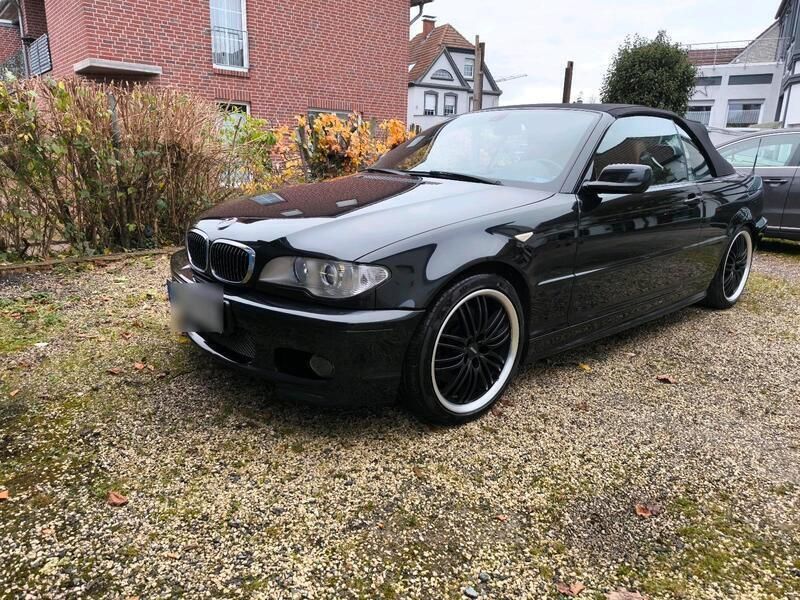 Schwarz Gebraucht 2004 BMW 330 Cabriolet M Sport Cabrio | 9.999 € (Guter Preis) - Bild 1/4
