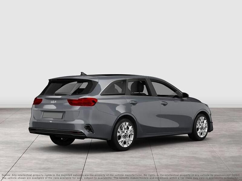 Neu Kia Ceed GT-Line 140 PS (102 kW) 2026 Silber Kleinwagen