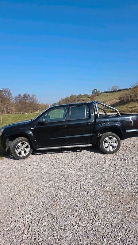 Gebraucht VW Amarok 163 PS (119 kW) 2011 Schwarz Pickup