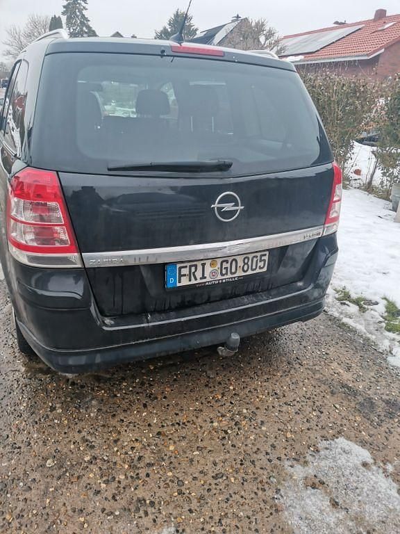 Gebraucht Opel Zafira Cosmo 110 PS (80 kW) 2008 Schwarz Van / Kleinbus