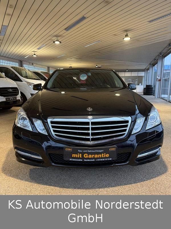 Gebraucht Mercedes E200 184 PS (135 kW) 2010 Schwarz Limousine