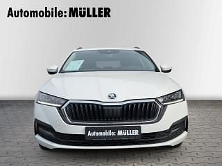 Gebraucht Skoda Octavia Ambition 116 PS (85 kW) 2023 Candyweiss Kombi