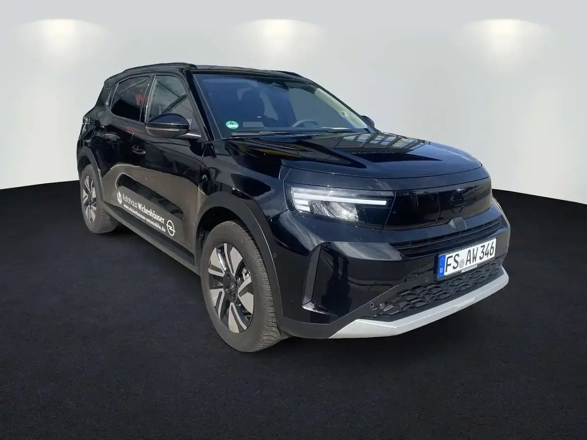 Gebraucht Opel Frontera 136 PS (100 kW) 2025 Schwarz SUV