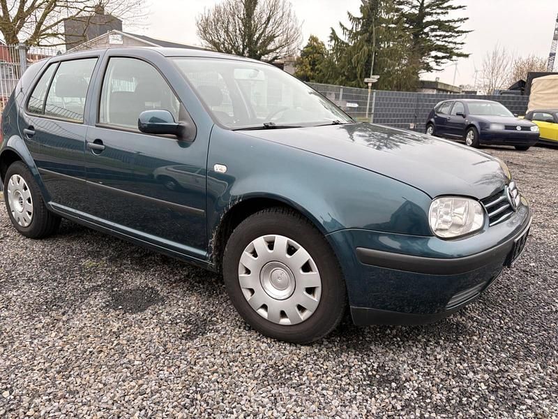 Gebraucht VW Golf IV 2003 Blau Limousine