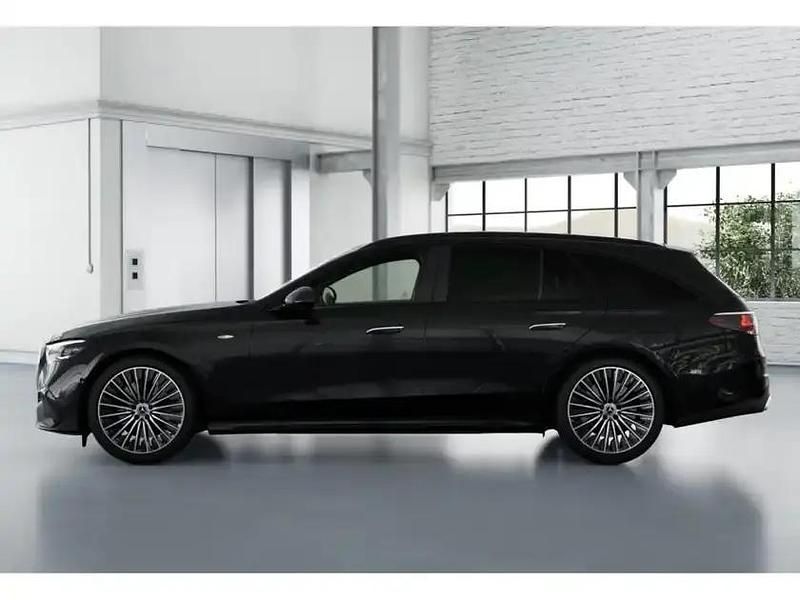 Gebraucht Mercedes E300 AMG 313 PS (230 kW) 2025 Metalliclack obsidianschwarz Kombi