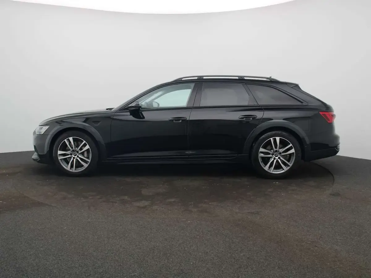 Gebraucht Audi A6 Allroad Ambiente 344 PS (253 kW) 2022 Mythosschwarz metallic Kombi