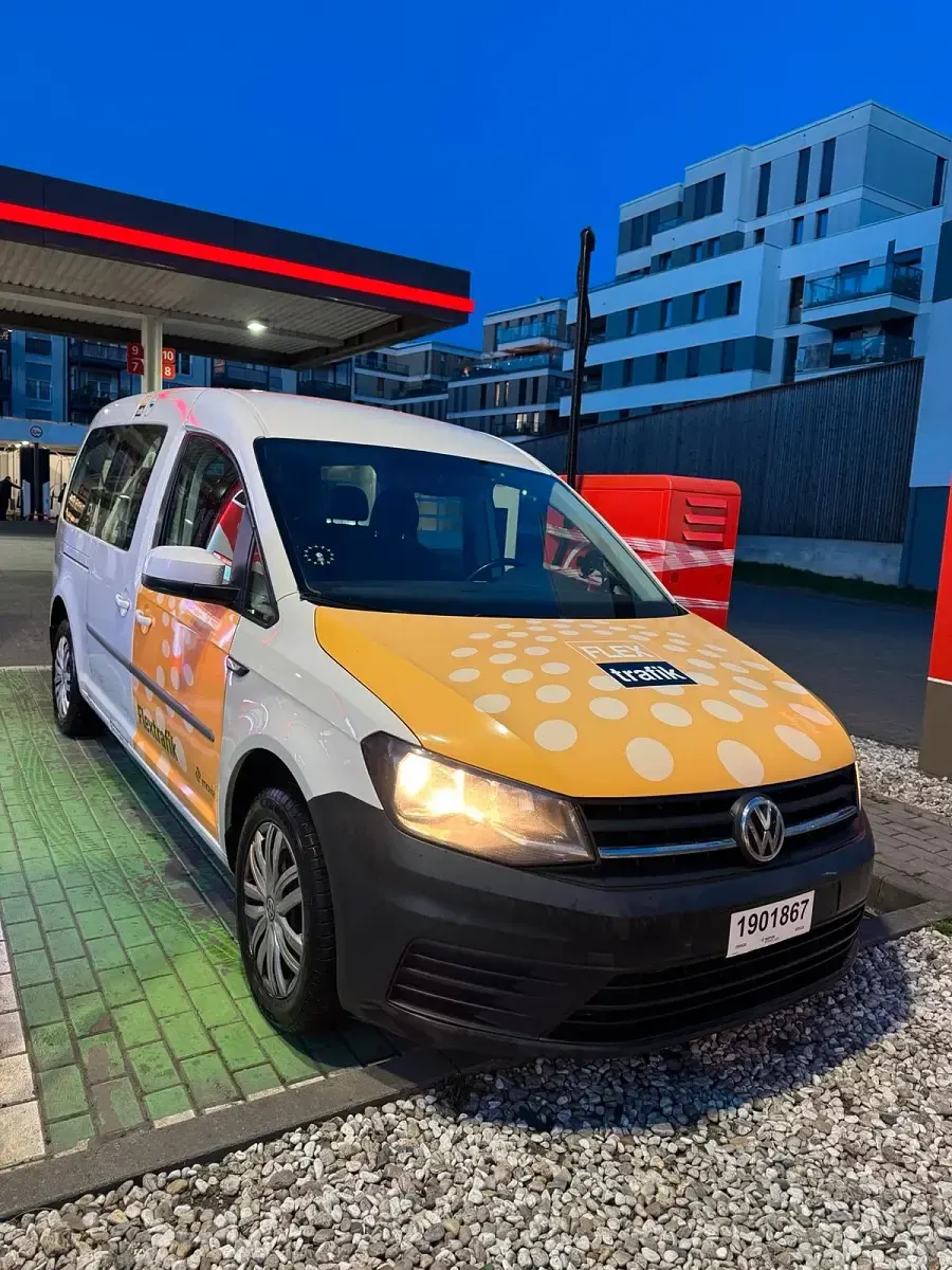 Gebraucht VW Caddy Maxi 102 PS (75 kW) 2018 Weiß Van / Kleinbus