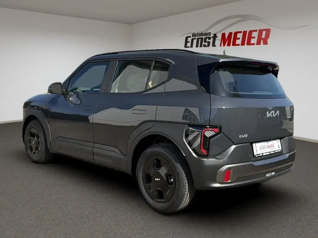 Neu Kia EV2 Earth 108 kW (147 PS) 2026 Grau SUV