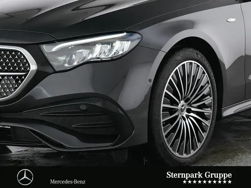 Gebraucht Mercedes E300 AMG line 204 PS (150 kW) 2025 Grau Limousine