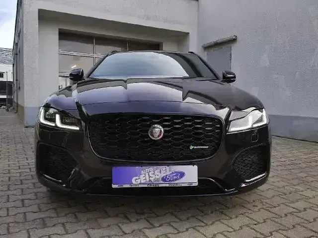 Gebraucht Jaguar XF R-Dynamic 204 PS (150 kW) 2023 Schwarz Limousine