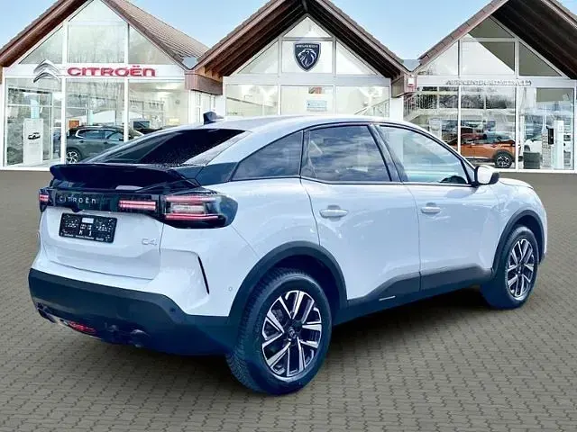 Neu Citroën C4 136 PS (100 kW) 2026 Weiß SUV