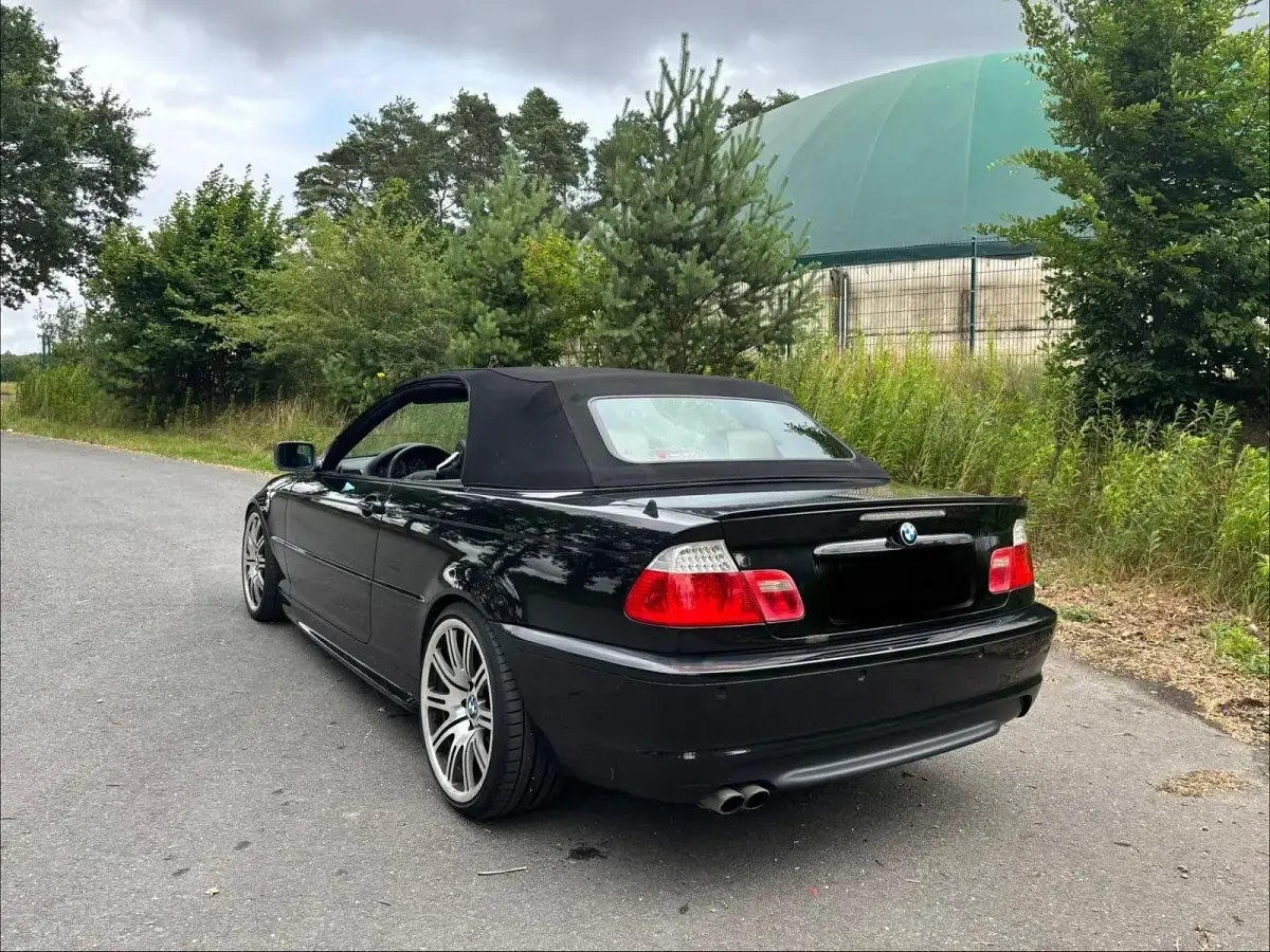 Gebraucht BMW 320 Cabriolet M Sport 170 PS (125 kW) 2004 Schwarz Cabrio