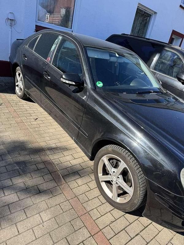 Gebraucht Mercedes E280 Avantgarde 190 PS (139 kW) 2007 Limousine