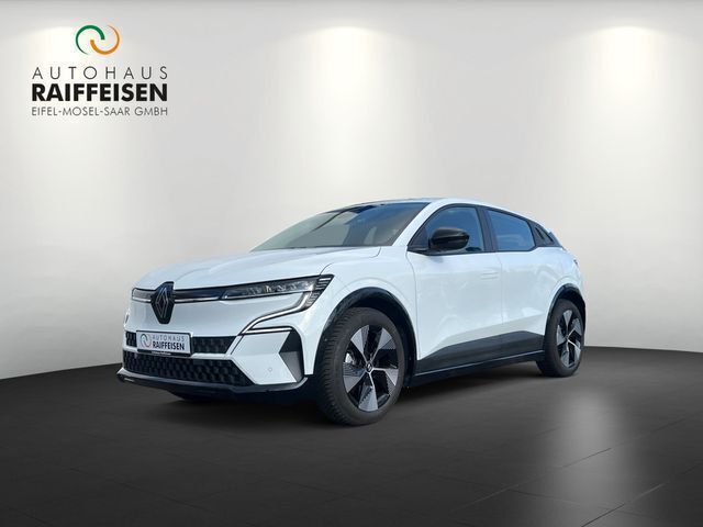 Weiß (arktisweiß (weiß)) Gebraucht 2022 Renault Mégane Equilibre Limousine | 20.990 € (Superpreis) - Bild 1/4